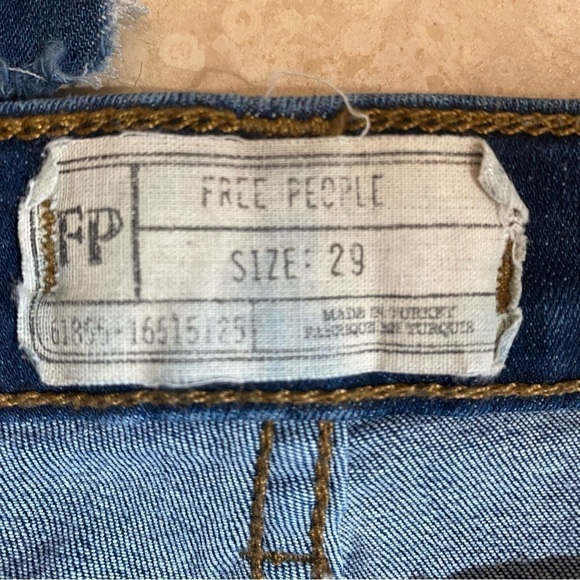 Free People Skinny Jeans 61855-16515125 Distressed Knees Womens Size 29 Stretch - Picture 15 of 16